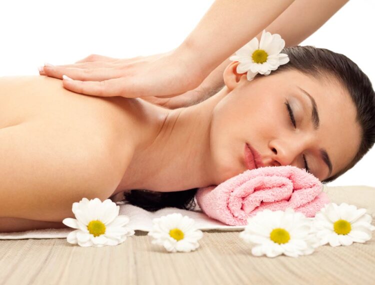 Vacature gediplomeerde masseuse bij massage salon het gouden gevoel